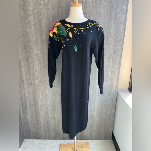Germaine Astor Dresses & Skirts - Vintage Germaine Astor Knit Embellished Dress Size Medium